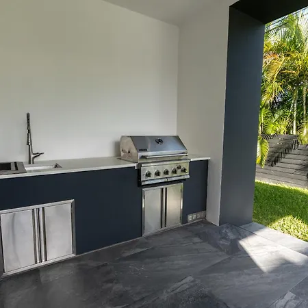 New Construction, Built-In Bbq, 3 Miles To Beaches